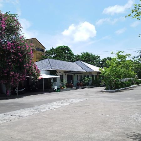 Nha Khach Hai Quan Ðố Sơn Exterior foto